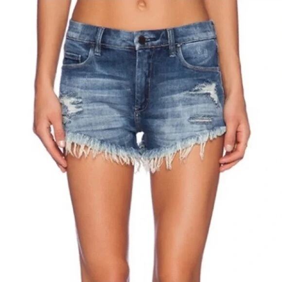 Blank NYC Frayed Cutoff Distressed‎ Shorts Women’s Size 27 - Picture 1 of 10